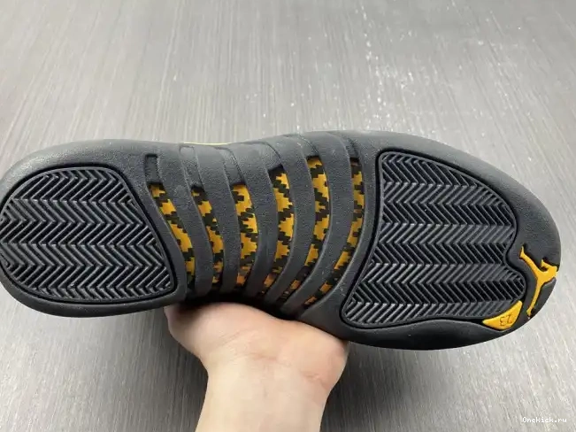 One Kick Air Jordan Taxi CT8013-071 12 Black 0617